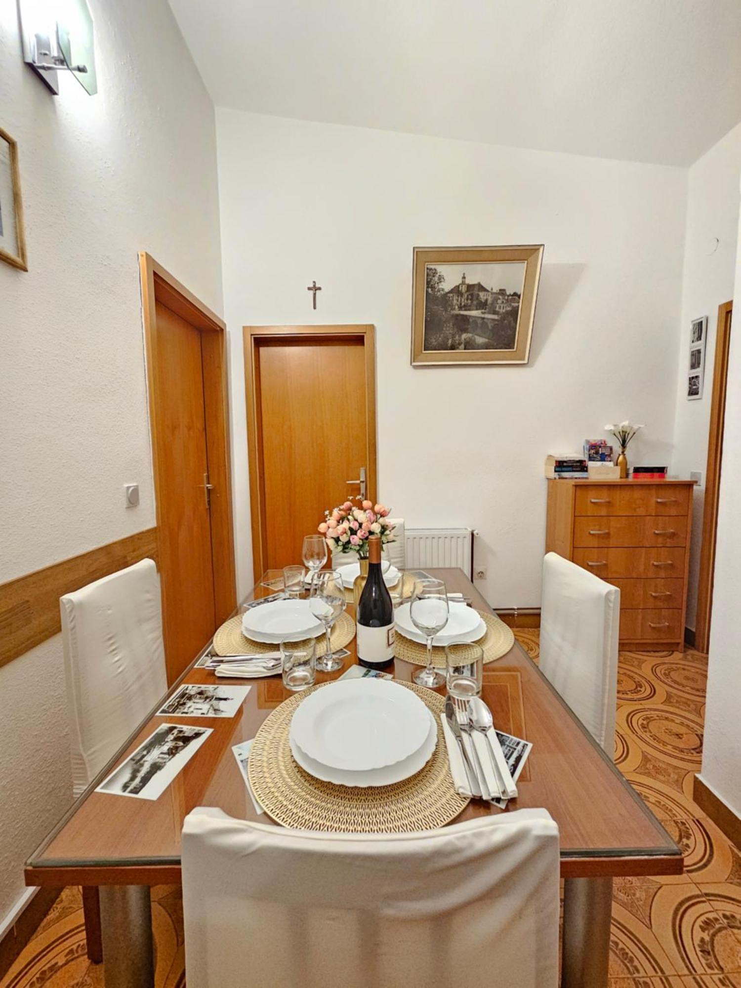 Apartments Brkulj Макарска Екстериор снимка